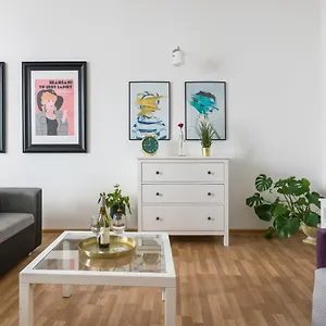 Апартаменты Discover - 3 Rakowicka St - Classic Near Main Station - Netflix, Краков