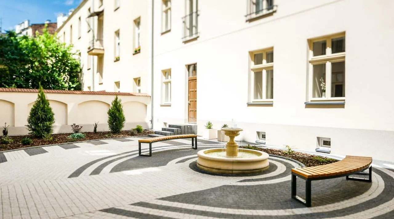 My Krakow Apartments - Topolowa 8 0*,  Polonya